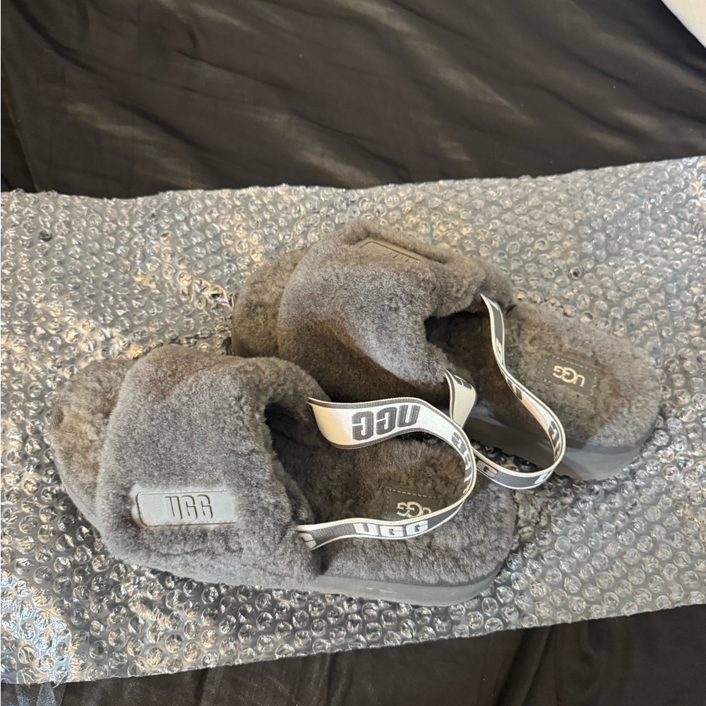 UGG Fluffy Gray Slippers with Logo Strap